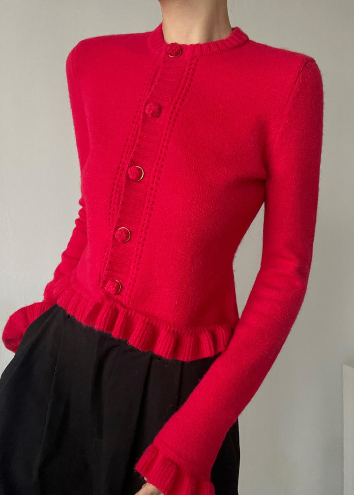 Feminin volang cardigan for kvinner med klassisk O-hals. Ideell for lagpålag og elegant stil i rød, svart eller hvit.