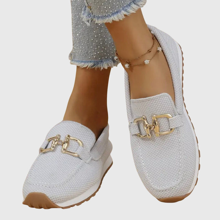 Slip-on loafers for damer. Komfortable og stilige fritidssko, ideelle for enkel påkledning.