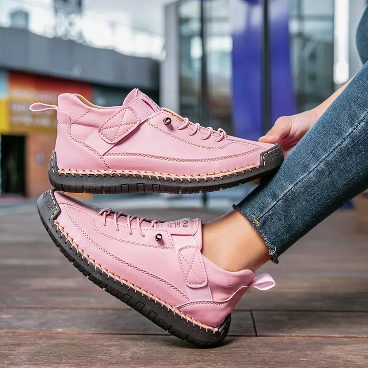 Stilige og lette dame joggesko for hverdagen. Pustende og komfortable, med trendy design.
