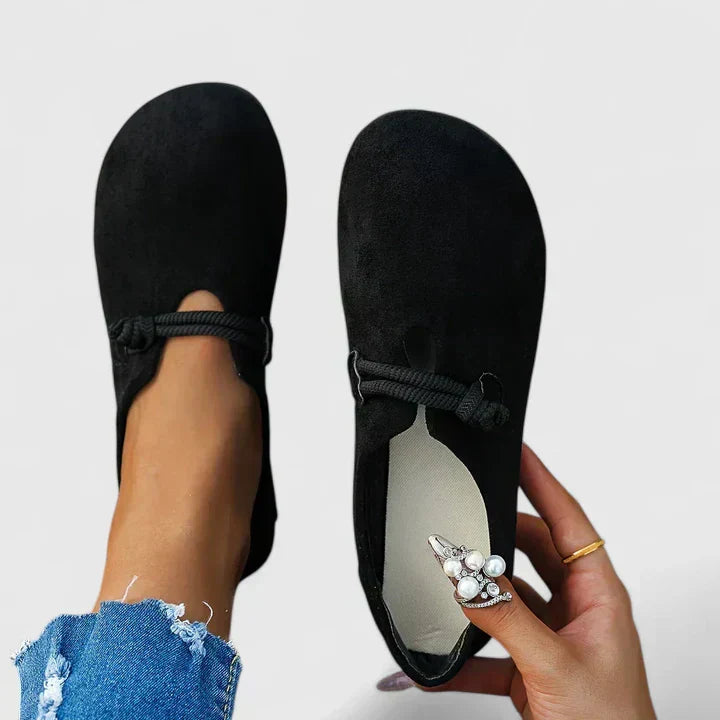 Elegant beige dame loafer, klassisk stil med komfortabel ergonomisk passform for hverdagsbruk.