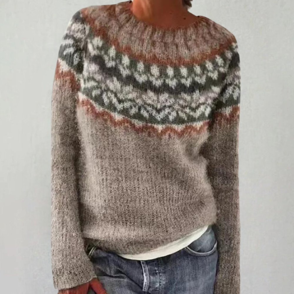 Damegenser i koselig strikk, en must-have retro vintergenser som holder deg varm.