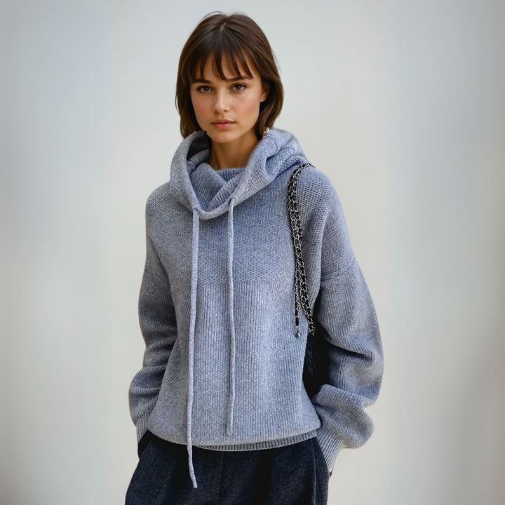 Klassisk damegenser med turtleneck. Allsidig og komfortabel luksusgenser for hverdag og fest.