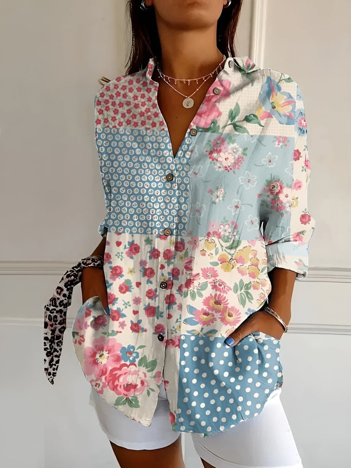 Trykt damebluse for kvinner. Elegant vår- og sommerbluse med unikt, lunefullt mønster. Avslappet stil.