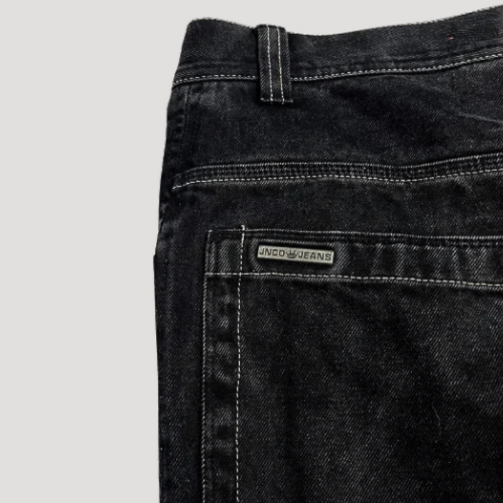 Trendy 90-talls inspirerte damejeans i baggy stil med høy midje. Perfekt for komfortabel og moteriktig casual bruk.