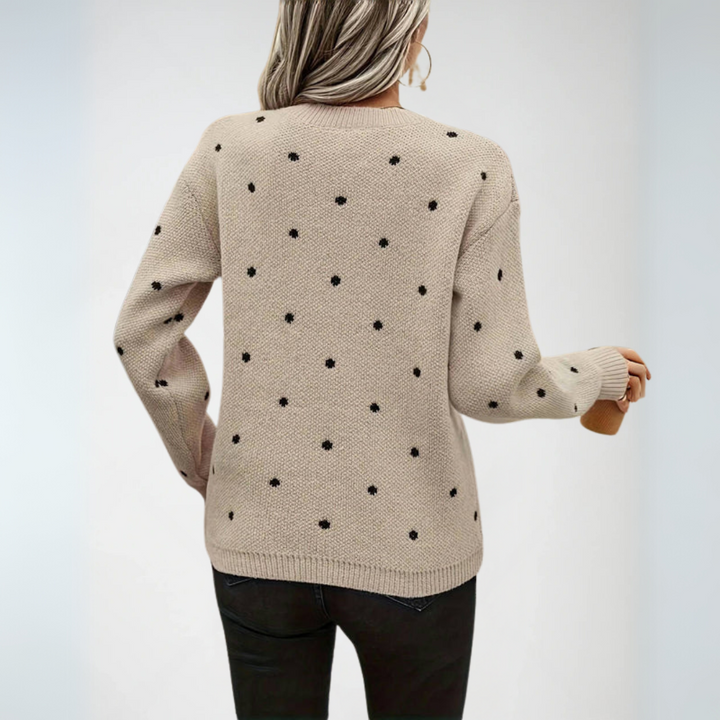Khaki damegenser med klassiske polka dots. En komfortabel pullover perfekt for en motebevisst stil.