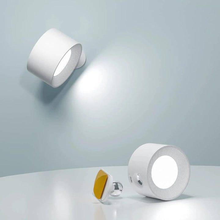 Trådløs magnetisk LED vegglampe. Moderne oppladbar lampe for fleksibel belysning og interiør dekorasjon.