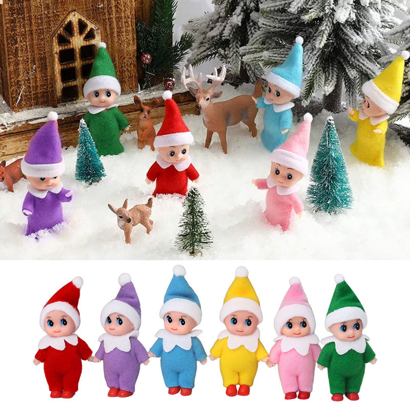 Søt julebaby alvedukke, ideell julepynt og leke for magisk julestemning.