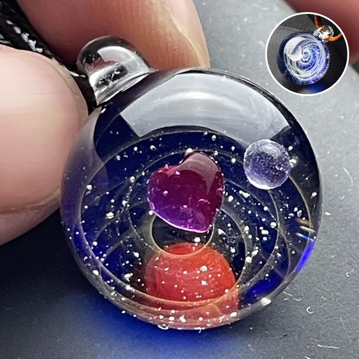 Gaveidé: Glitrende glassperle halskjede, kosmisk stjernetegn anheng for unisex.