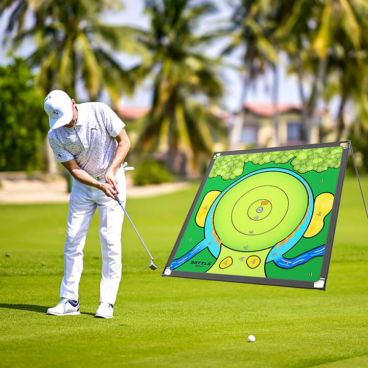 Kompakt golftreningsutstyr for hele familien. Øv svingen hjemme med denne praktiske golfarenaen.