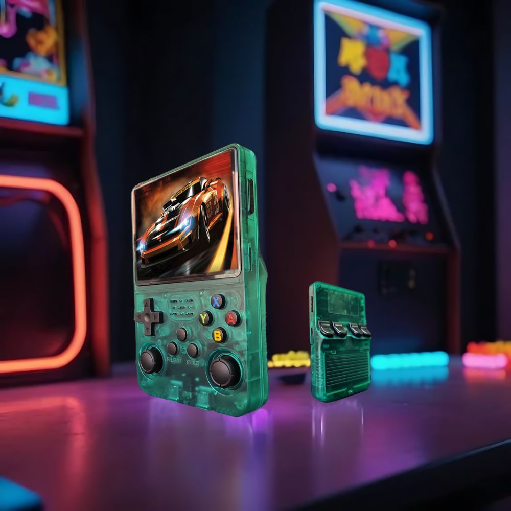 En gamer holder RetroPlay Pro spillkonsoll, nyter klassisk videospillopplevelse på farten.