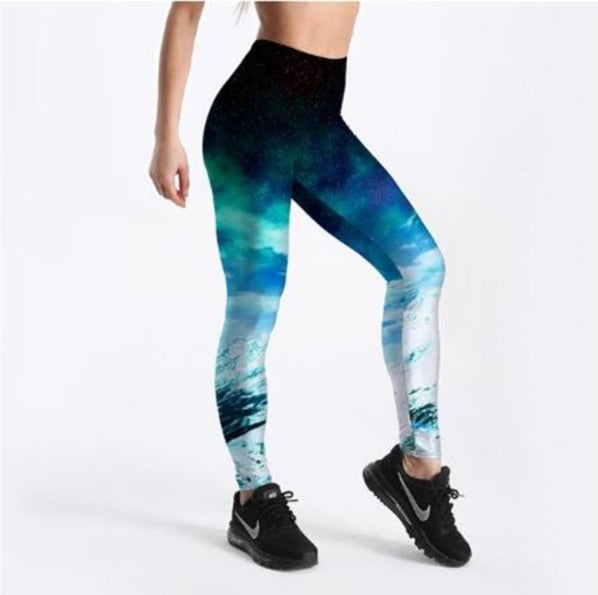 Dameleggings i galakse design, med komfortabel passform og robust stretch for daglig bruk.