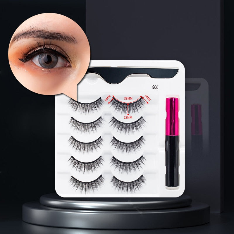 Vanntett magnetisk vippesett & eyeliner. Sikrer holdbare, limfrie falskevipper for stunning skjønnhet.