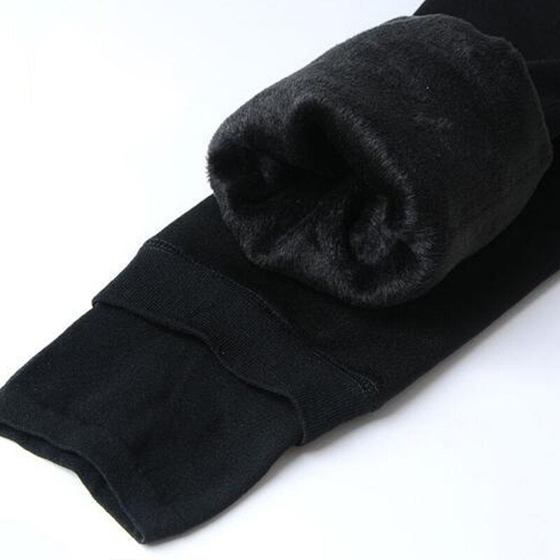 Tykke og varme dame leggings i stretchmateriale for ultimat bevegelsesfrihet.