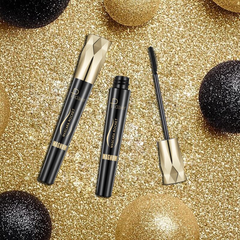 Elegant tube av svart vippeforlengelse mascara. Vanntett, hypoallergenisk skjønnhetsprodukt for lengde og volum.