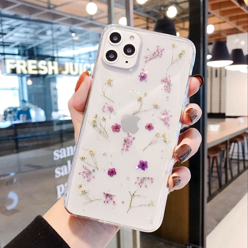 Premium iPhone-deksel med ekte pressede blomster. Gjennomsiktig, gul, lilla, rosa design. Effektiv beskyttelse.