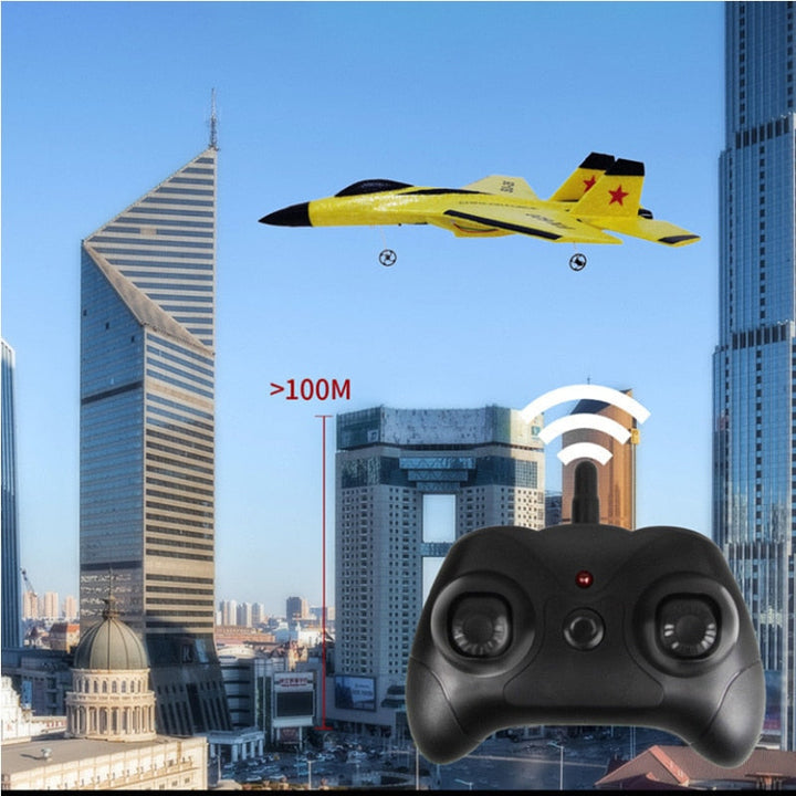 Utendørs leketøy: RC jagerfly for barn. Robust EPP-materiale og stabil flyvning gjør det perfekt for nybegynnere.