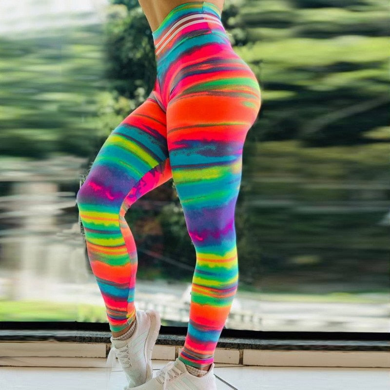 Dameleggings med høy midje og magekontroll, gir støtte under trening og sport.