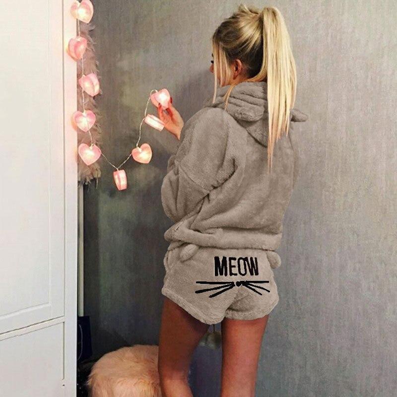 Komfortabelt og elegant "Meow" katt pyjamasett, varmt nattøy for barn.