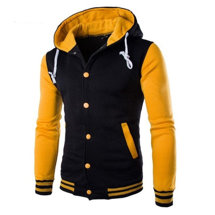 Slimfit baseball hettegenser for menn, perfekt for en ungdommelig streetwear-look.