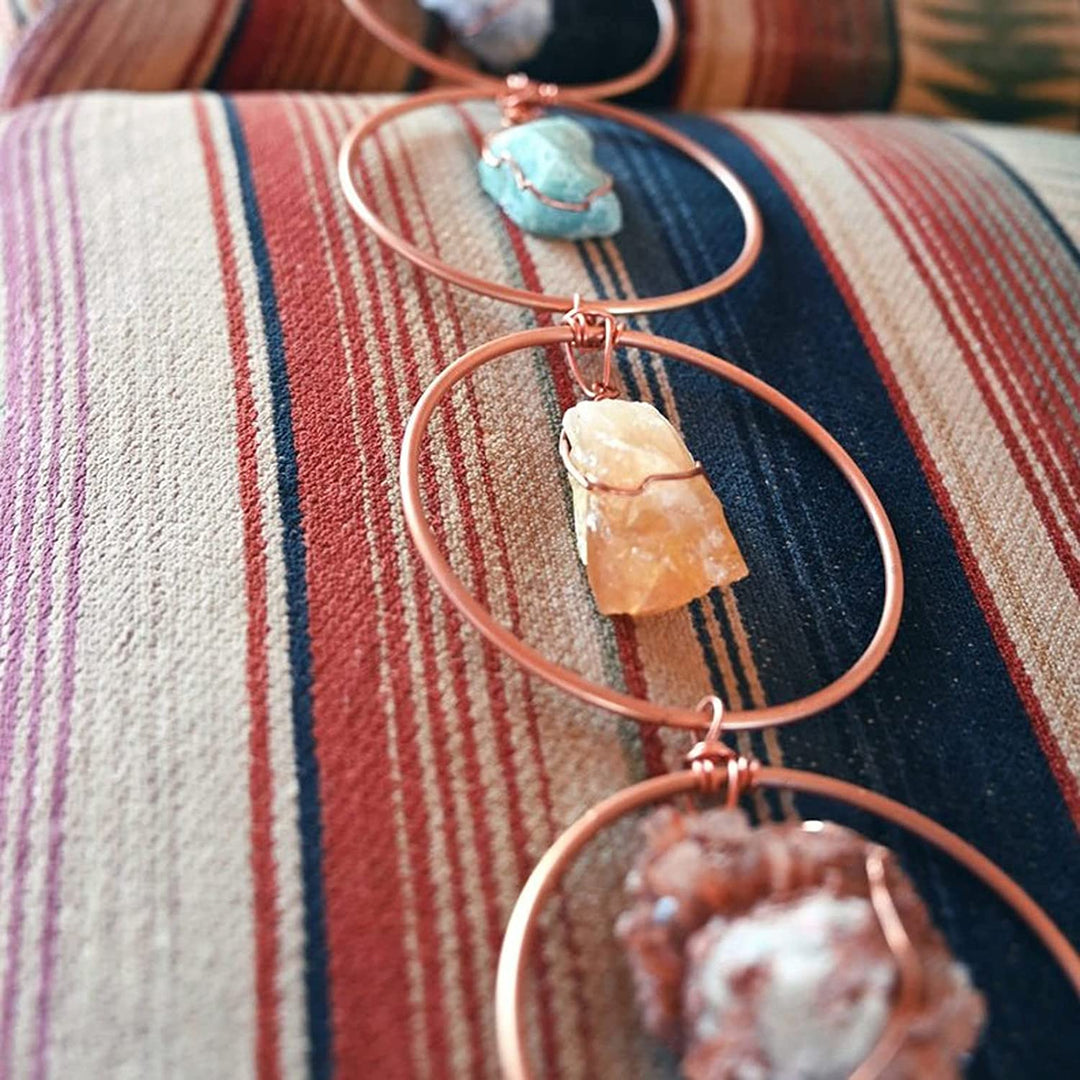 Livets Tre veggdekor med 7 chakra edelstener. Perfekt for åndelig harmoni og positiv energi.