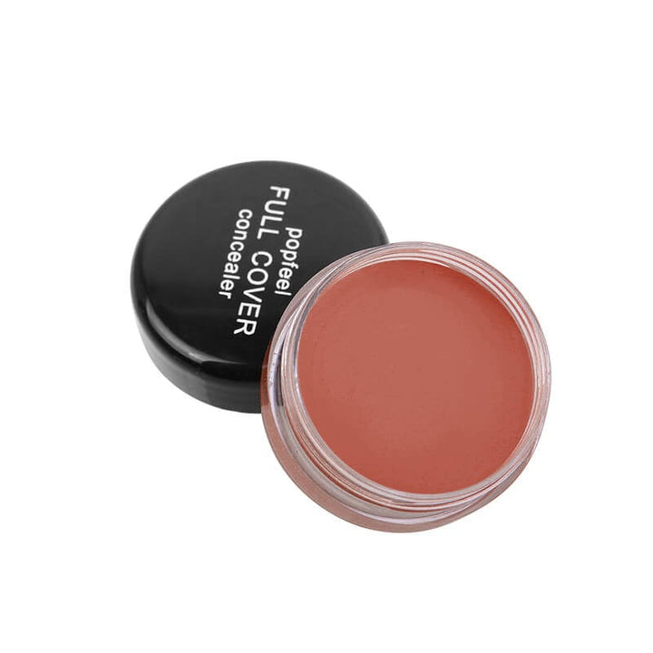 Hudvennlig fulldekkende concealer, skjuler ufullkommenheter og gir glød.
