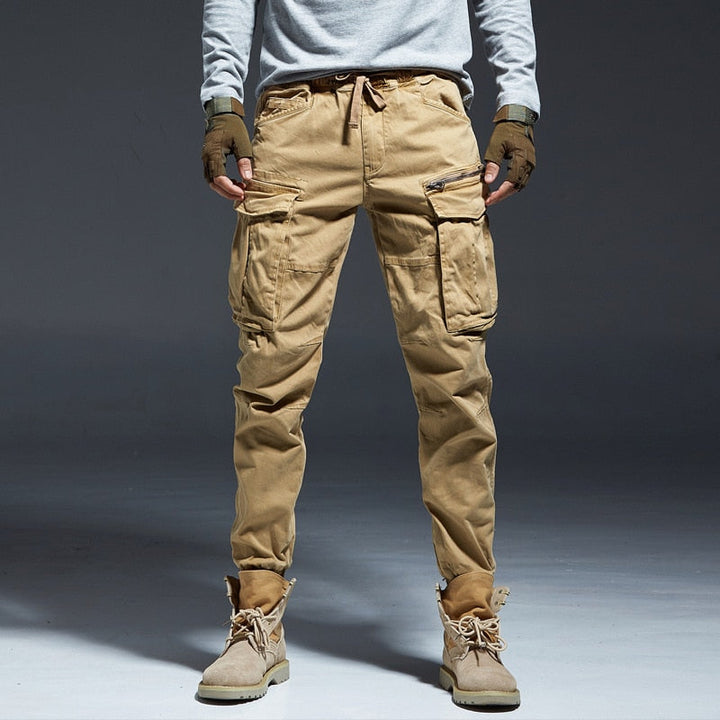 Fritidsbukse for menn: urban cargo joggebukse, streetwear inspirert, myk og komfortabel.