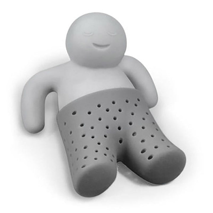 Mr. Teinfuser i en tekopp, brygger deilig løsbladste, gir tekosen et smil.