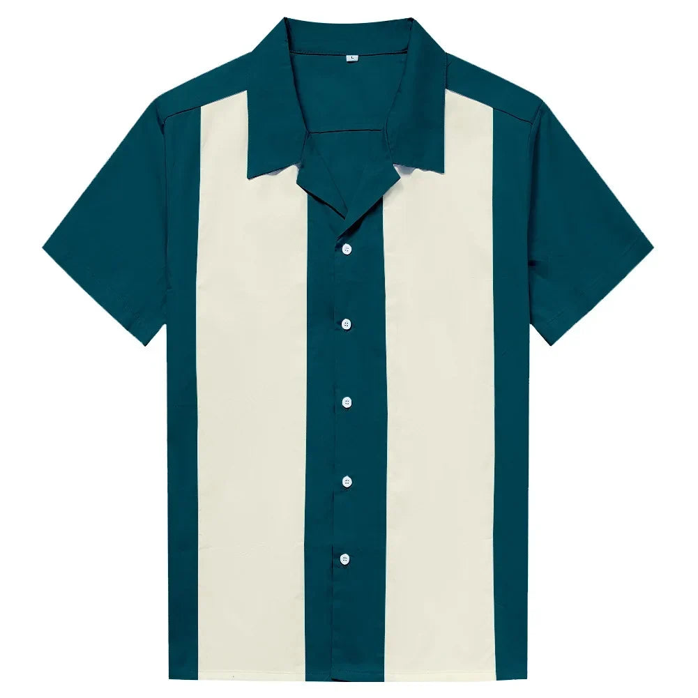 Klassisk herre bowling skjorte i bomull med distinkte striper. Ideell casual kortermet sommerskjorte.
