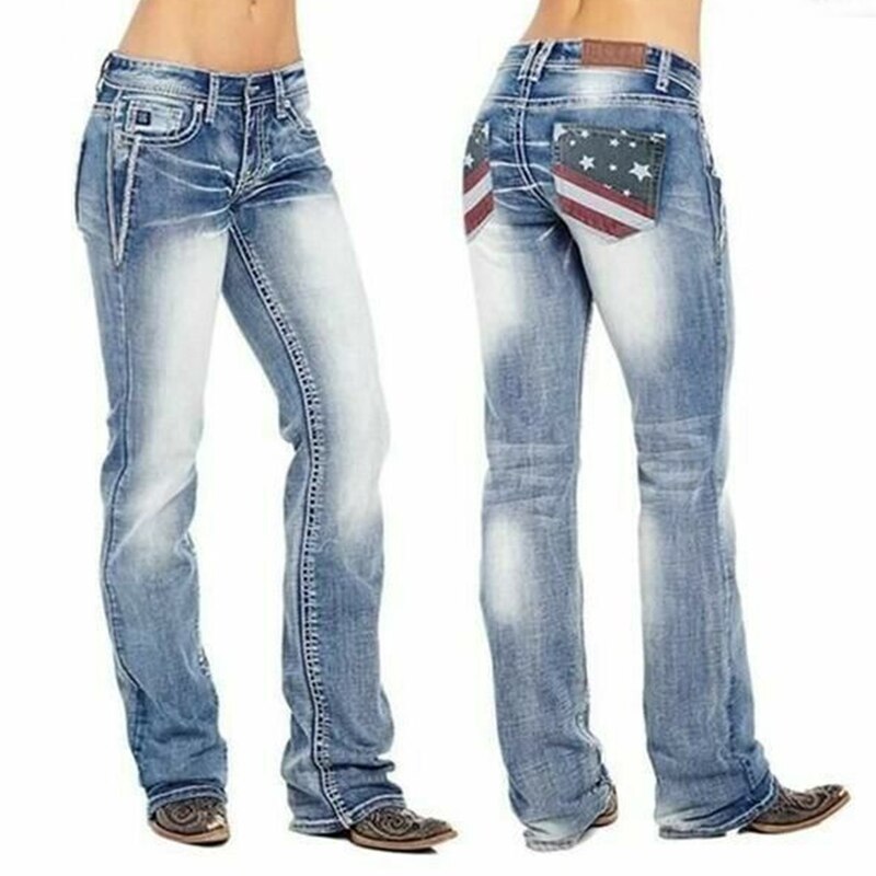 Blå denim bootcut-bukser for menn, gir en avslappet og moteriktig look.