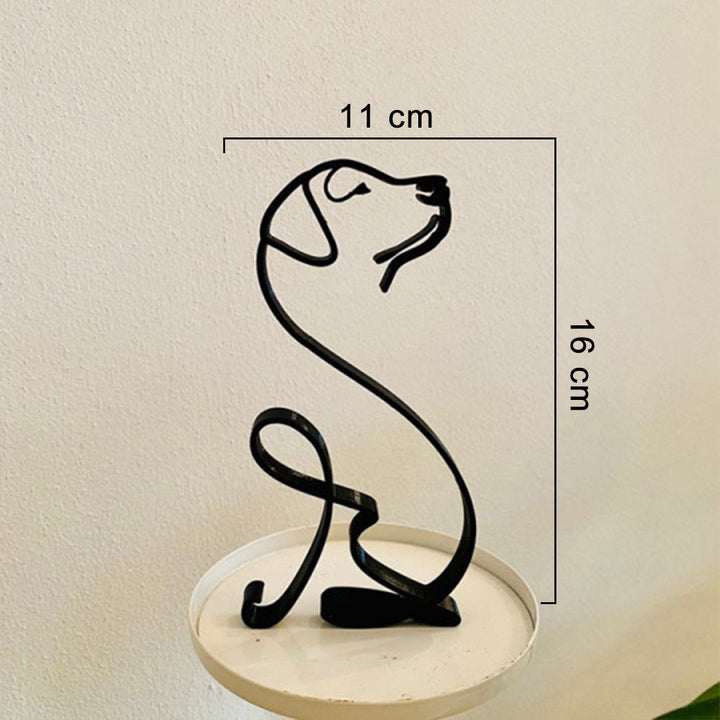 Unik metallhundefigur for moderne kontor- og hjemmedekorasjon.
