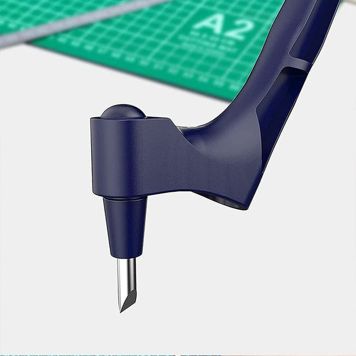 Allsidig kutteverktøy for håndverk, design og scrapbooking, gir nøyaktige kutt.