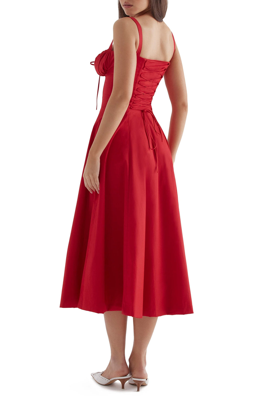 Mønstret festkjole, midjeformende design som fremhever figuren elegant og komfortabelt.