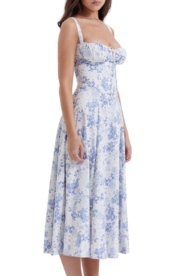 Ermeløs kvinnekjole, polyesterblanding, elegant og komfortabel for sommeren.