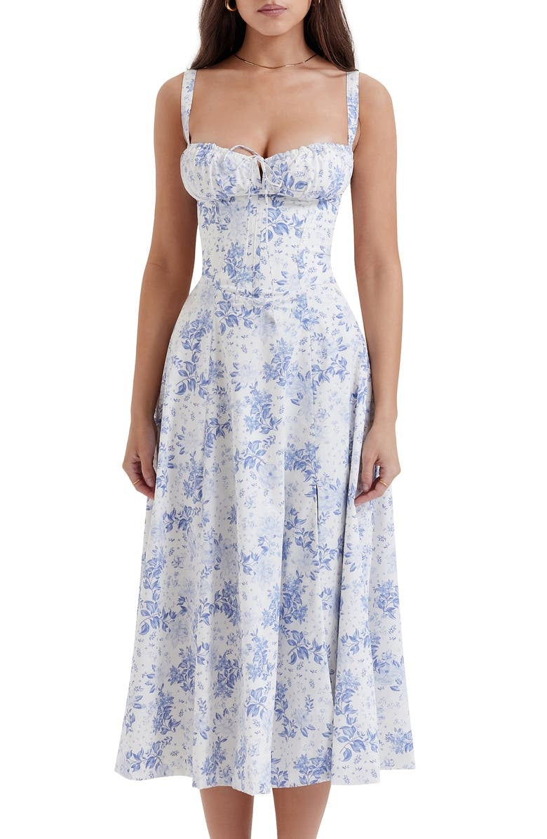 Midjeformende sommerkjole med vakkert mønster, elegant for kvinner og behagelig stoff.