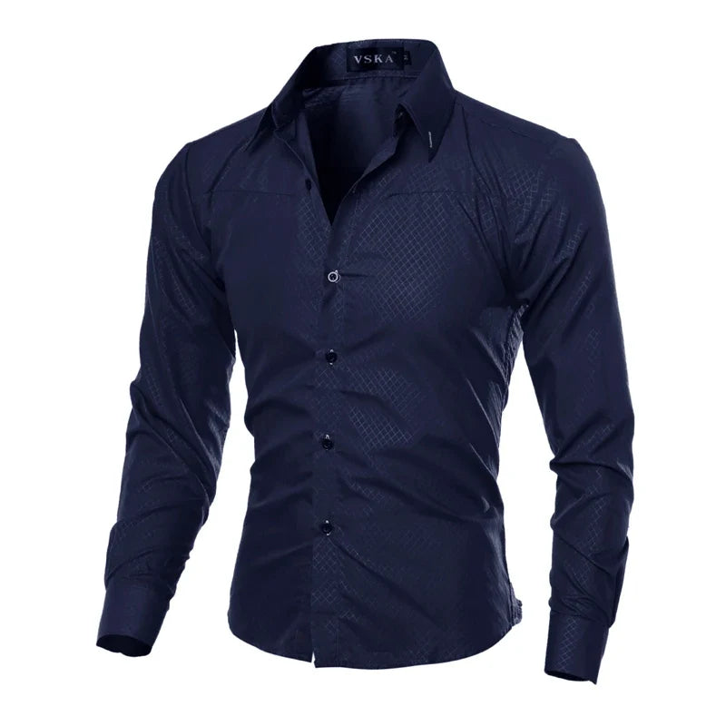 Rutete slim fit herreskjorte. Langermet i myk bomullsblanding, ideell for et smart casual antrekk.
