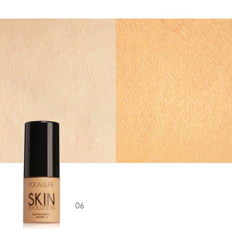 Sensitiv hud foundation: fargematchende, flytende, med SPF 15 for optimal komfort.