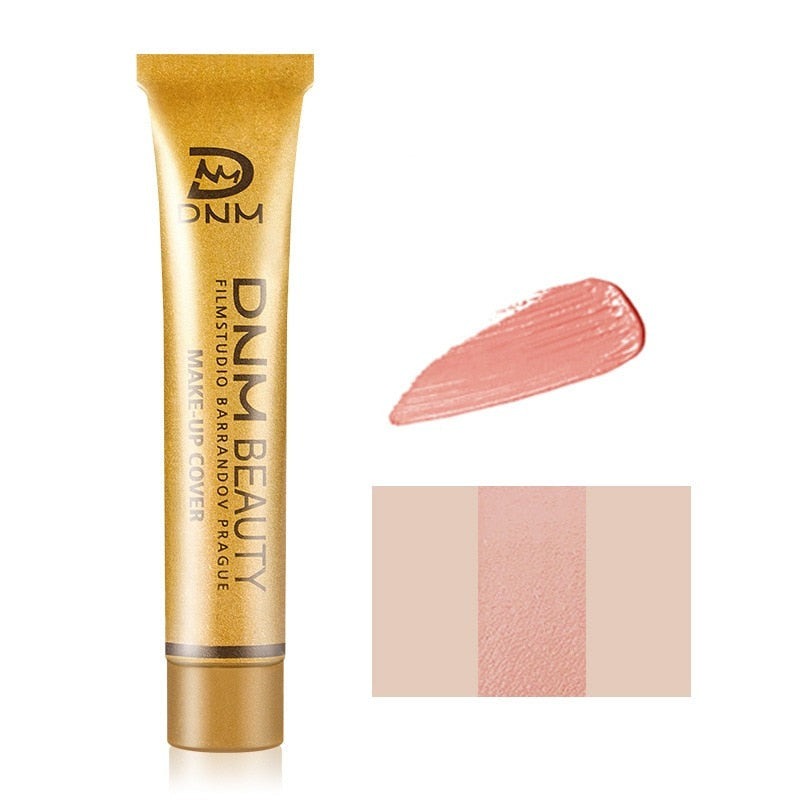 Elegant forpakning av langvarig dekkende concealer. Din hemmelighet for feilfri hud.