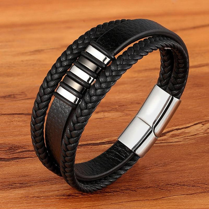 Gi en stilfull gave: Herrearmbånd i ekte skinn. Tidløst smykke med magnetlås i rustfritt stål for menn.