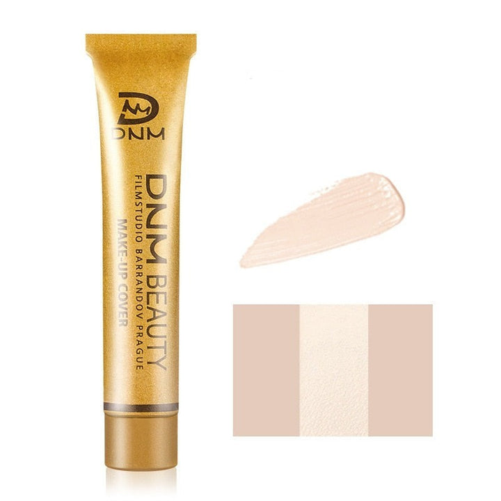Hypoallergenisk concealer for feilfri hud. Perfekt for å dekke rødhet og ujevnheter.