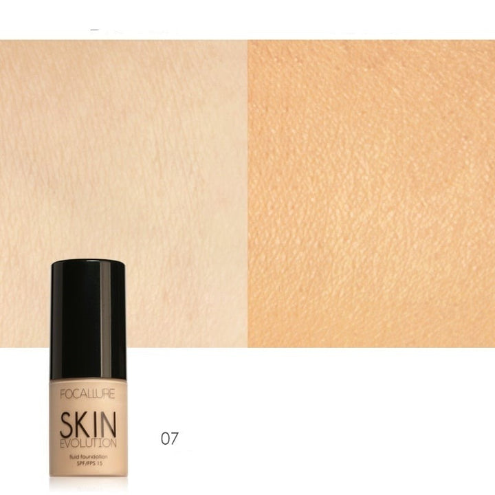 Flytende foundation i glassflaske, fargematchende, med SPF 15 for hudpleie og makeup.