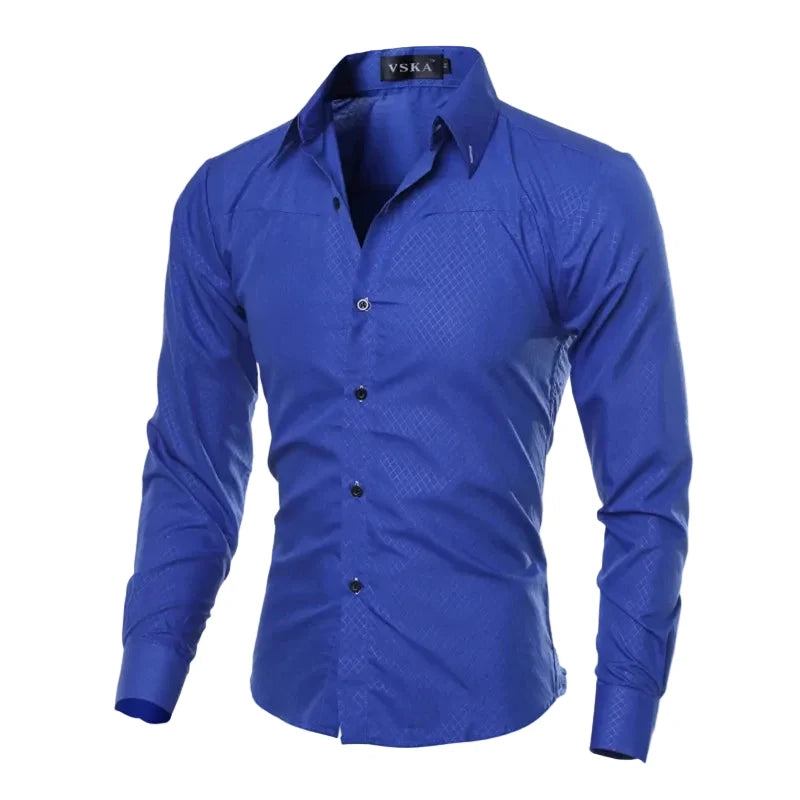 Casual rutete skjorte, langermet og slim fit. Myk kvalitet, essensiell for den moderne herregarderoben.