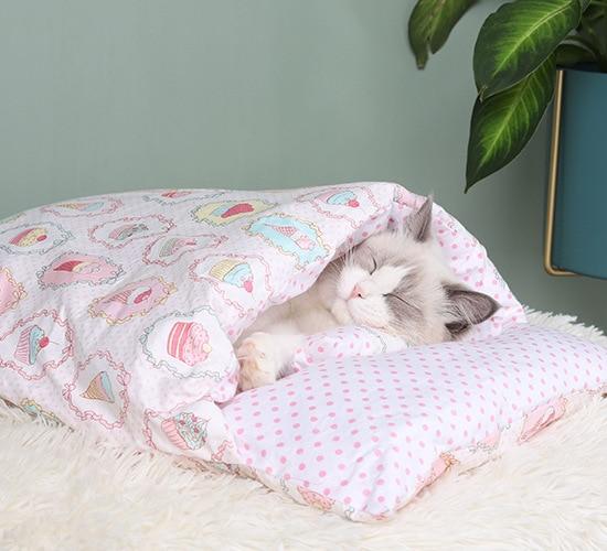 Trygg og lun katteseng; en perfekt gjemmeplass for engstelige katter.