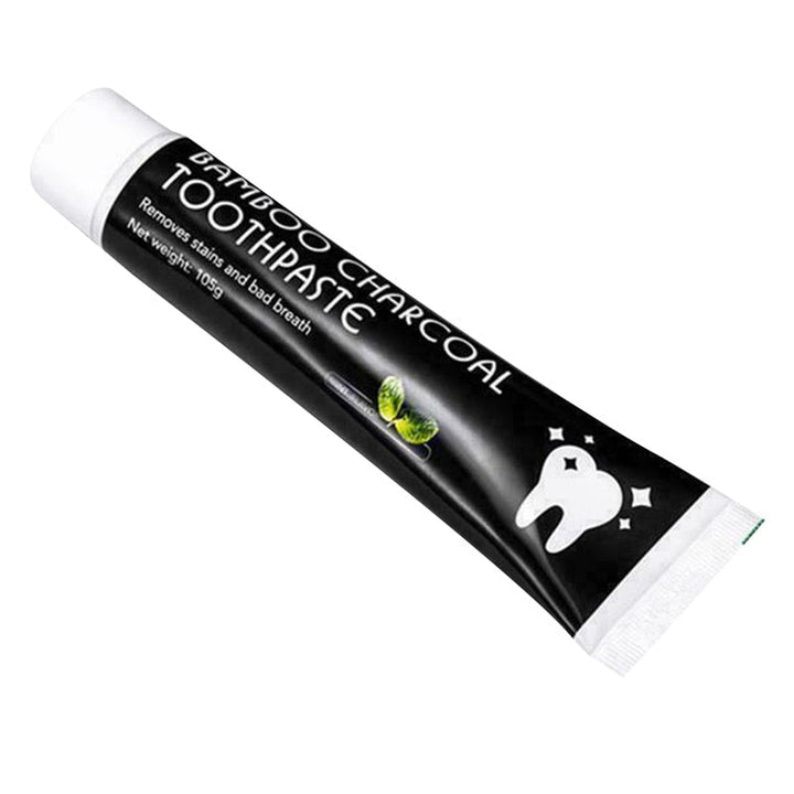 Tube med fluorfritt bambuskull tannkrem for naturlig tannbleking og hvite tenner.