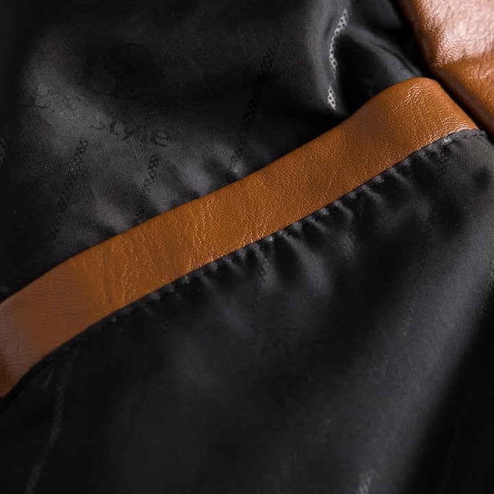 Høy kvalitet herreblazer. Slitesterk og stilren jakke med tidløs design. Elegant yttertøy for den moderne mann.