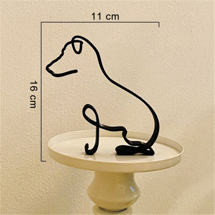 Stilren metallhundedekor, en flott gaveidé for hundeelskere.