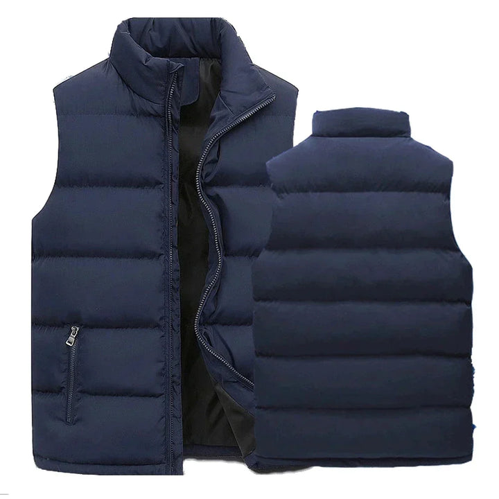 Moderne ermeløs puffervest for menn, allsidig yttertøy som gir stil og varme til antrekket.