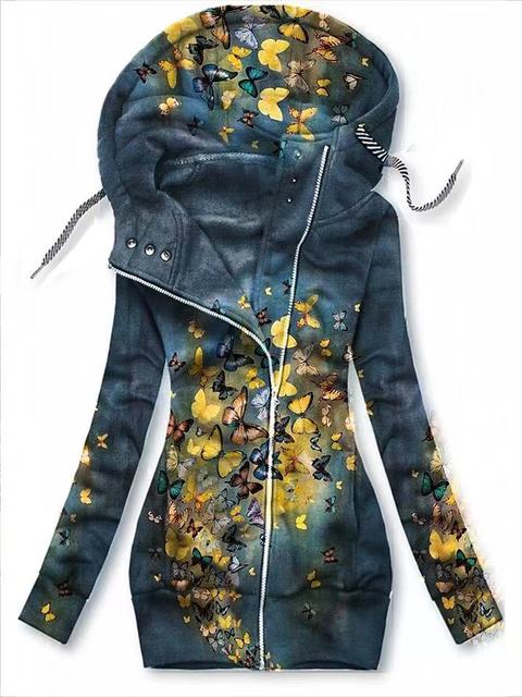 Stilren dame sweatshirt med kunstnerisk sommerfuglmotiv. Perfekt for komfortabel og trendy hverdagsbruk.