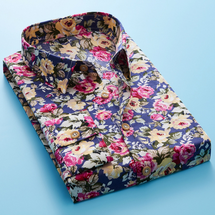 Casual blomstret herreskjorte, kortermet. Mønstret design for sommer, laget av komfortabel bomull.