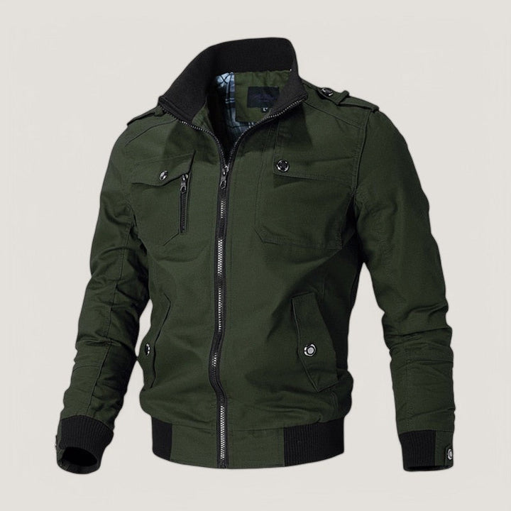 Moderne herre bomberjakke; lett, stilren design. Ideell som casual vår- og sommerjakke.