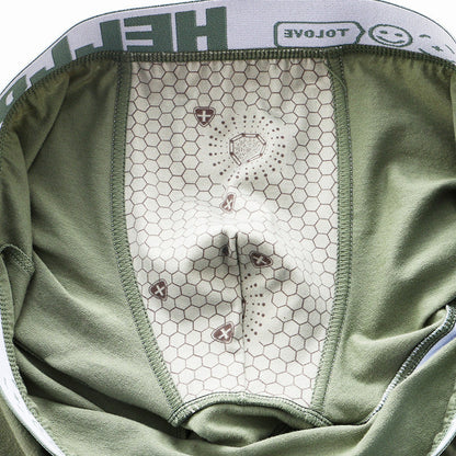 Svarte, klassiske boxershorts for menn. Komfortabelt og allsidig herreundertøy for hverdag og fest.